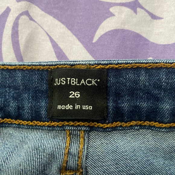 Skinny Jeans - Picture 3 of 5